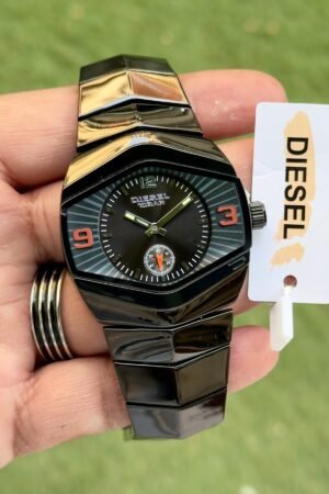 DS Hexagon Dial Black Chain